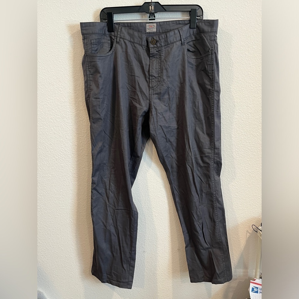 Faherty gray men’s pants zipper fly size 38 linen cotton blend